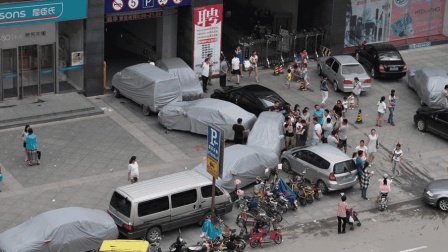 深圳商场地下停车场电车自燃事件，高效策略设计解析