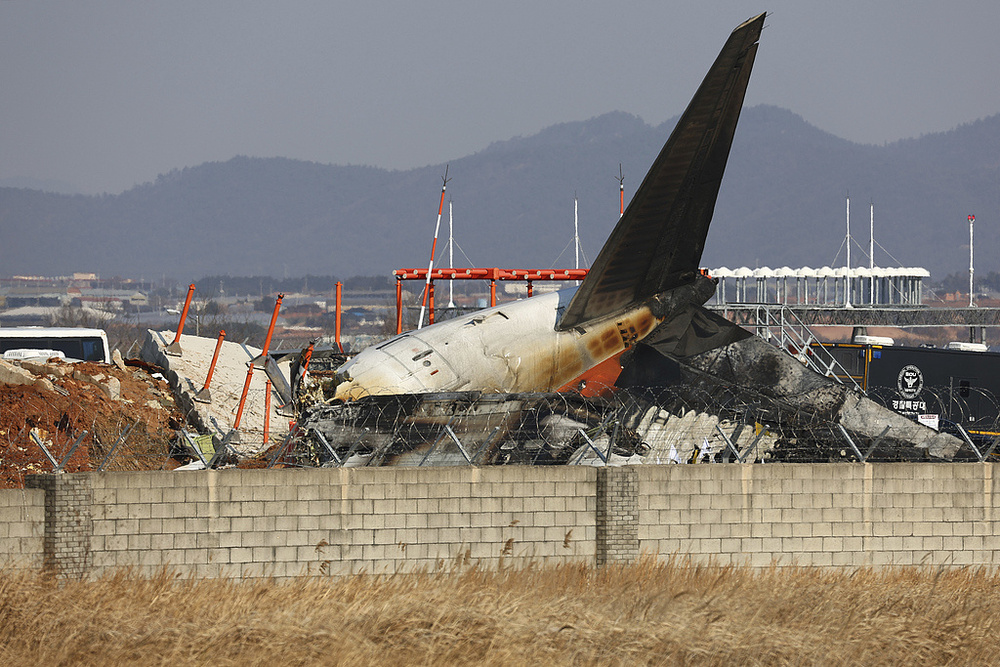 韩国客机爆炸已致62人死亡