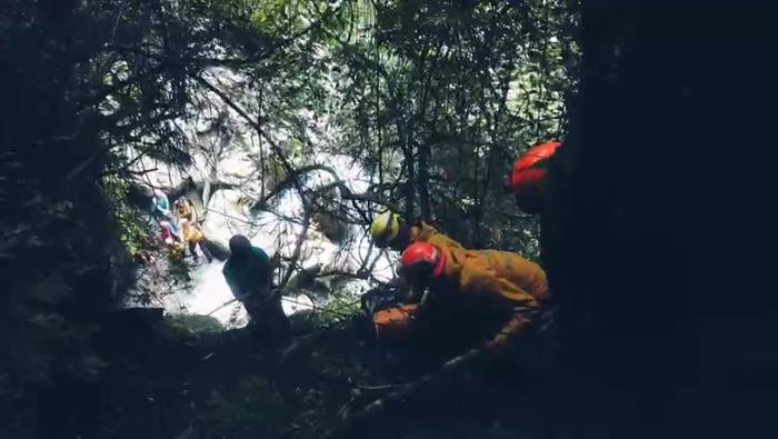 登山失联9天男子双脚面临截肢风险